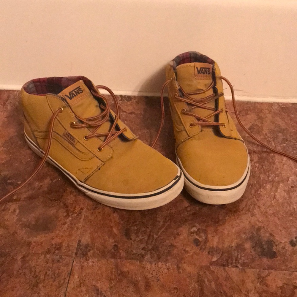 Tan vans